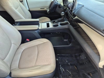 2021 Toyota Sienna Limited FWD 7-Passenger (GS)