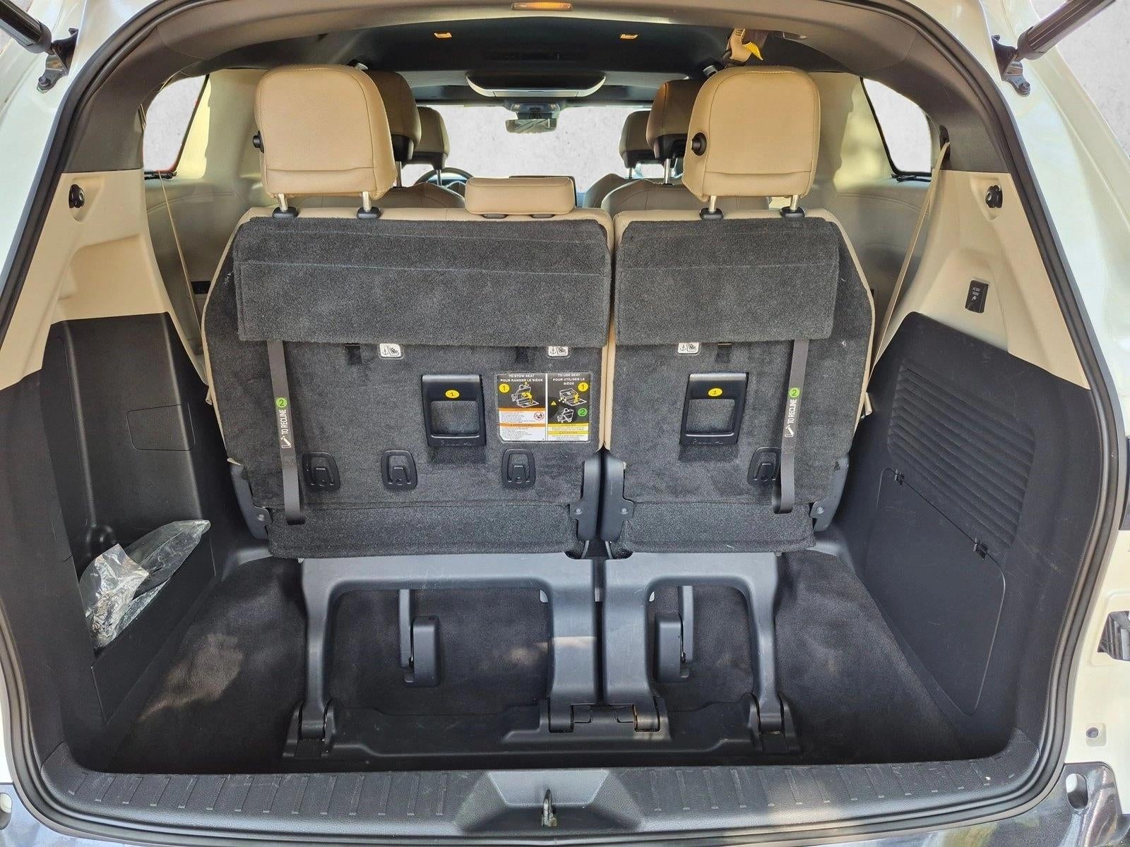 2021 Toyota Sienna Limited FWD 7-Passenger (GS)