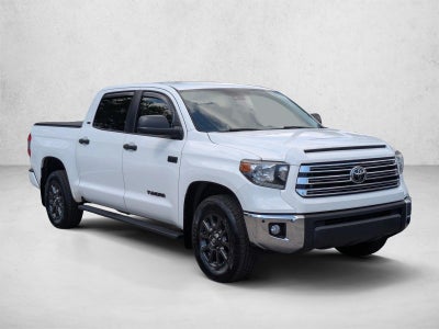 2021 Toyota Tundra 2WD 2WD SR5 CrewMax 5.5' Bed 5.7L (SE)