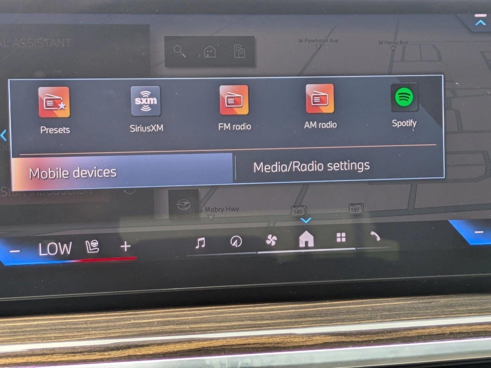 2024 BMW X7 xDrive40i Sports Activity Vehicle