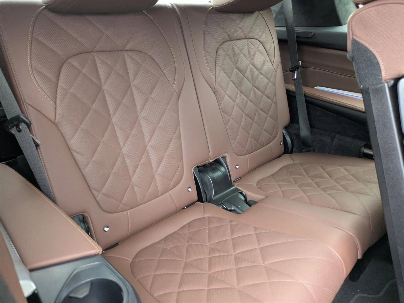 2024 BMW X7 xDrive40i Sports Activity Vehicle