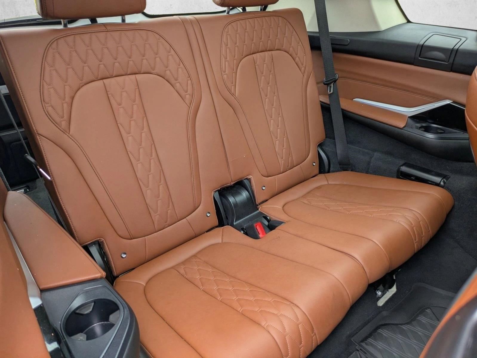 2022 BMW X7 xDrive40i Sports Activity Vehicle