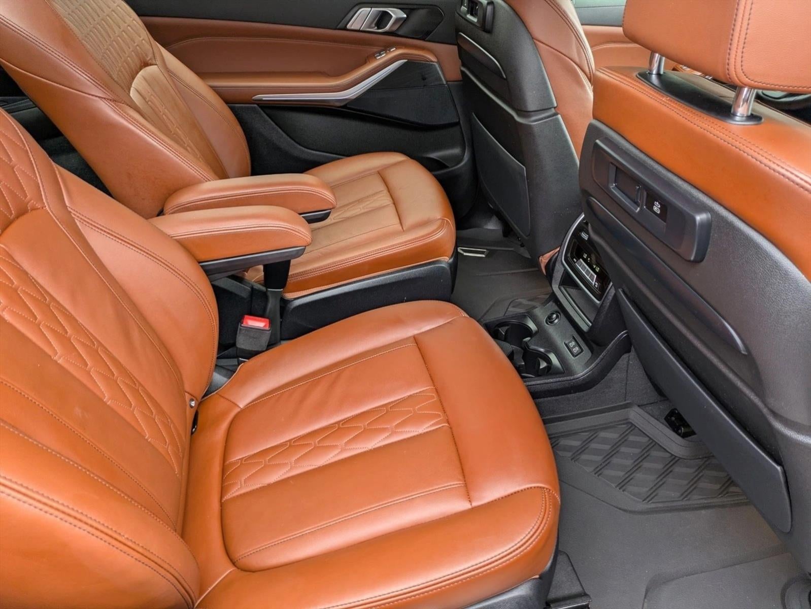 2022 BMW X7 xDrive40i Sports Activity Vehicle