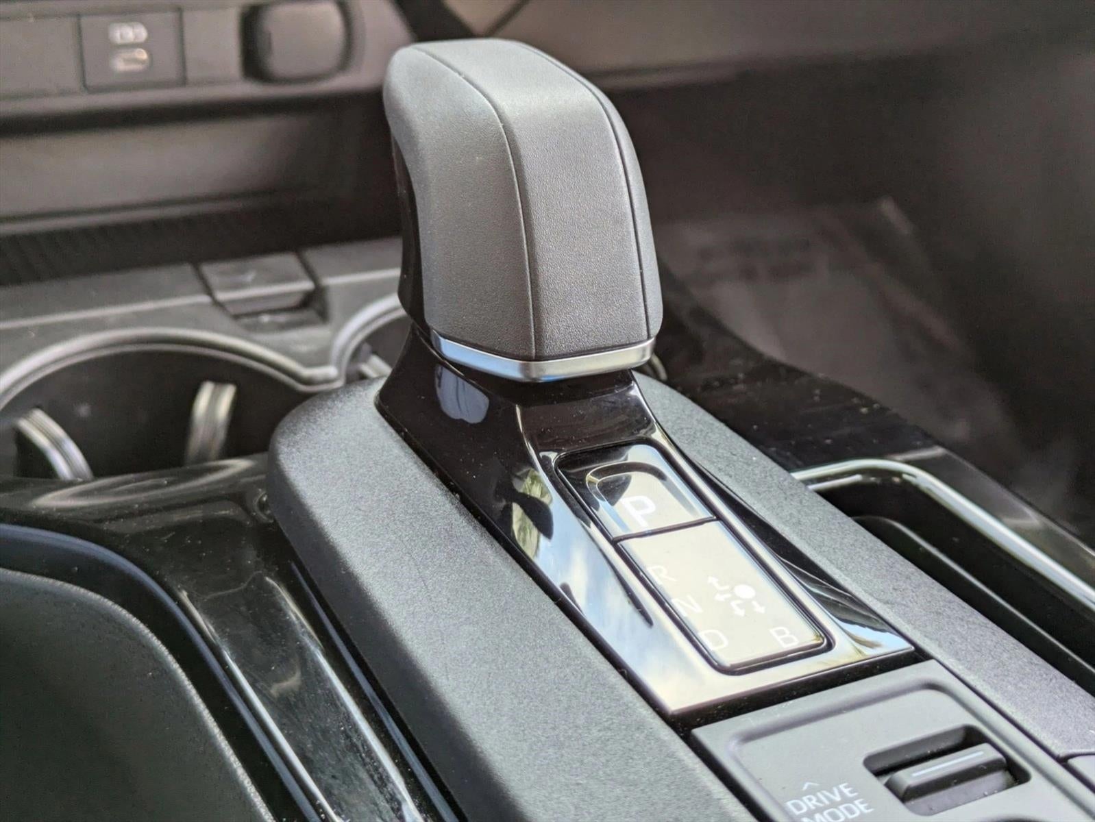 2023 Toyota Prius XLE (Natl)