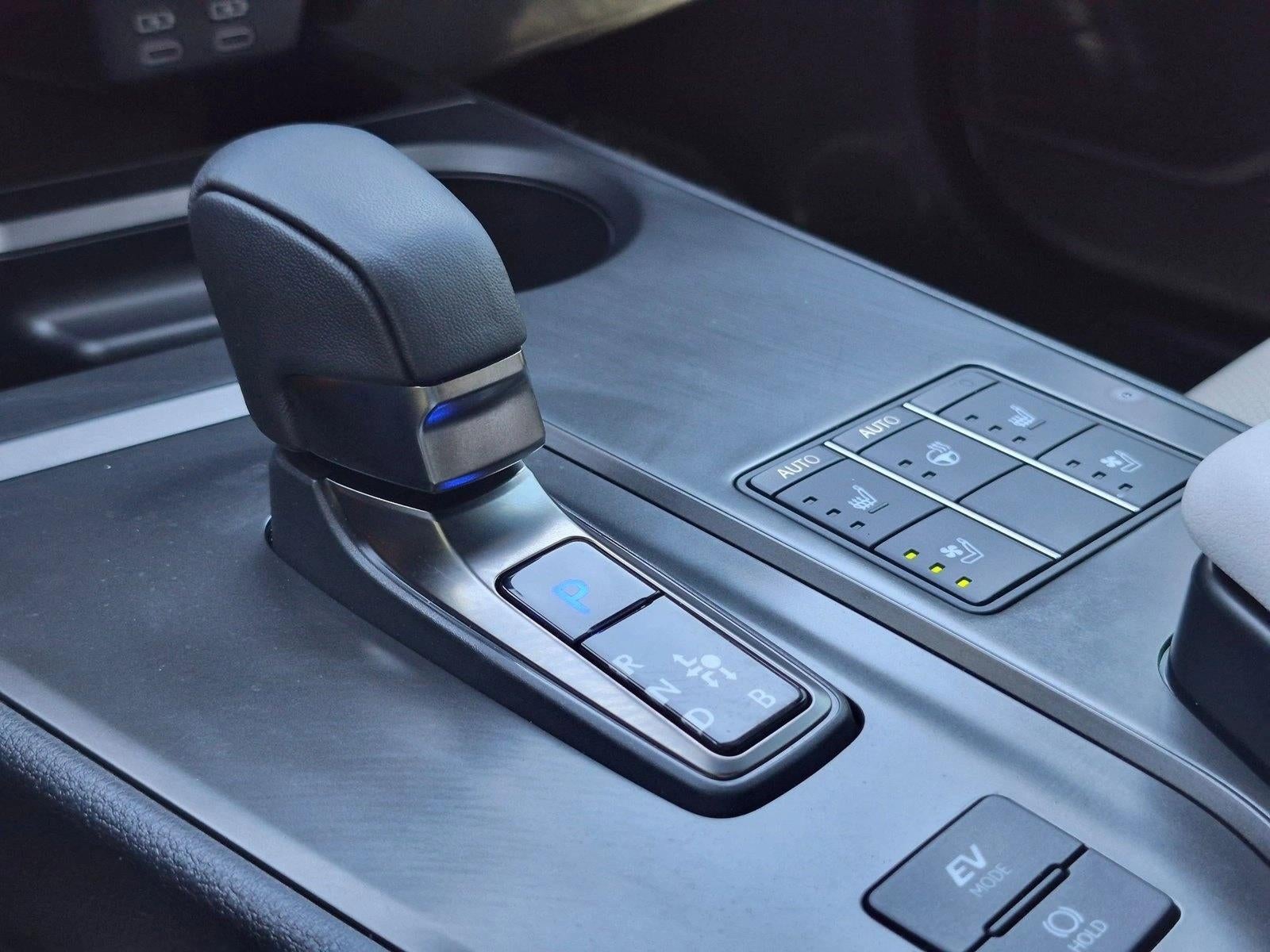 2025 Lexus UX 300h Premium FWD
