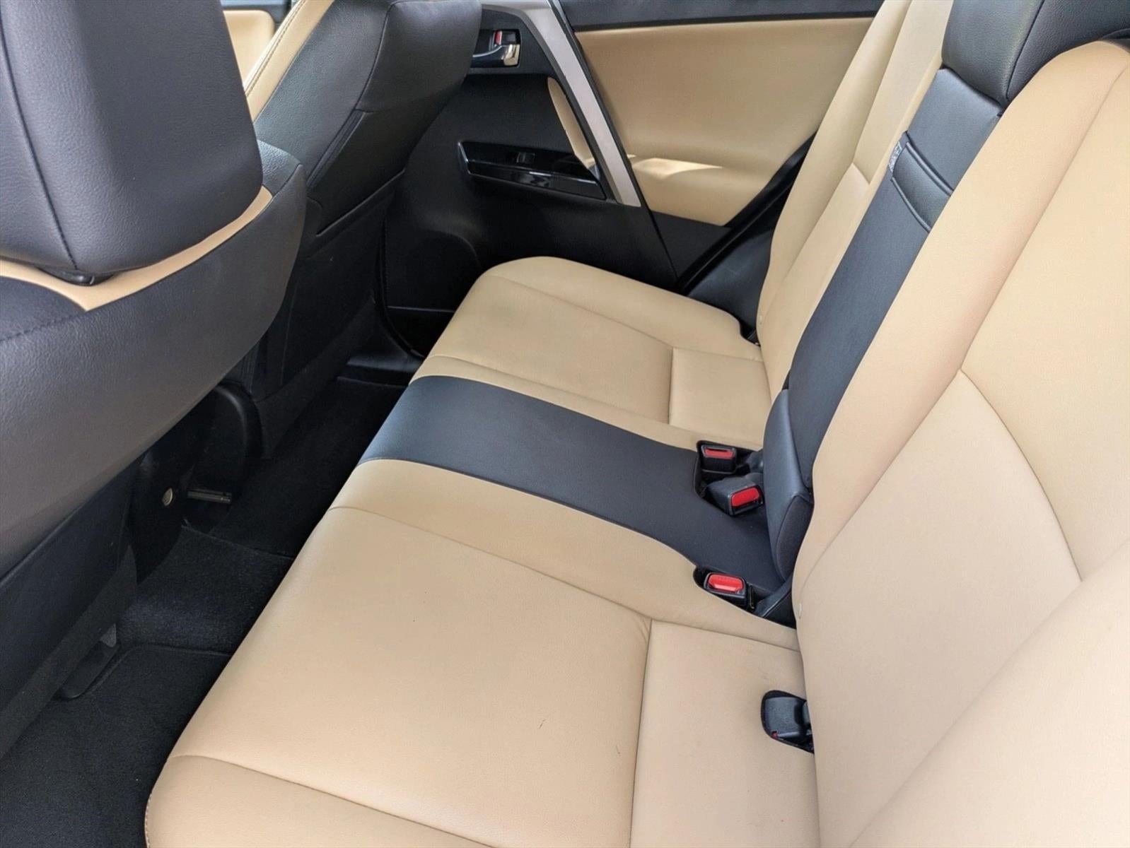 2016 Toyota RAV4 Hybrid AWD 4dr Limited (Natl)