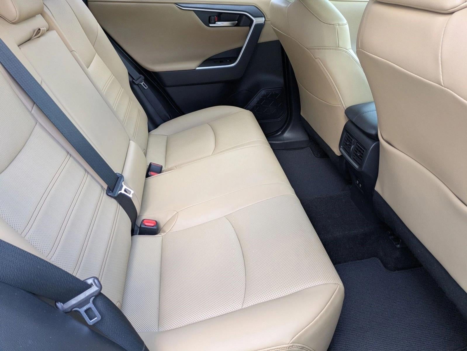 2020 Toyota RAV4 Limited FWD (Natl)