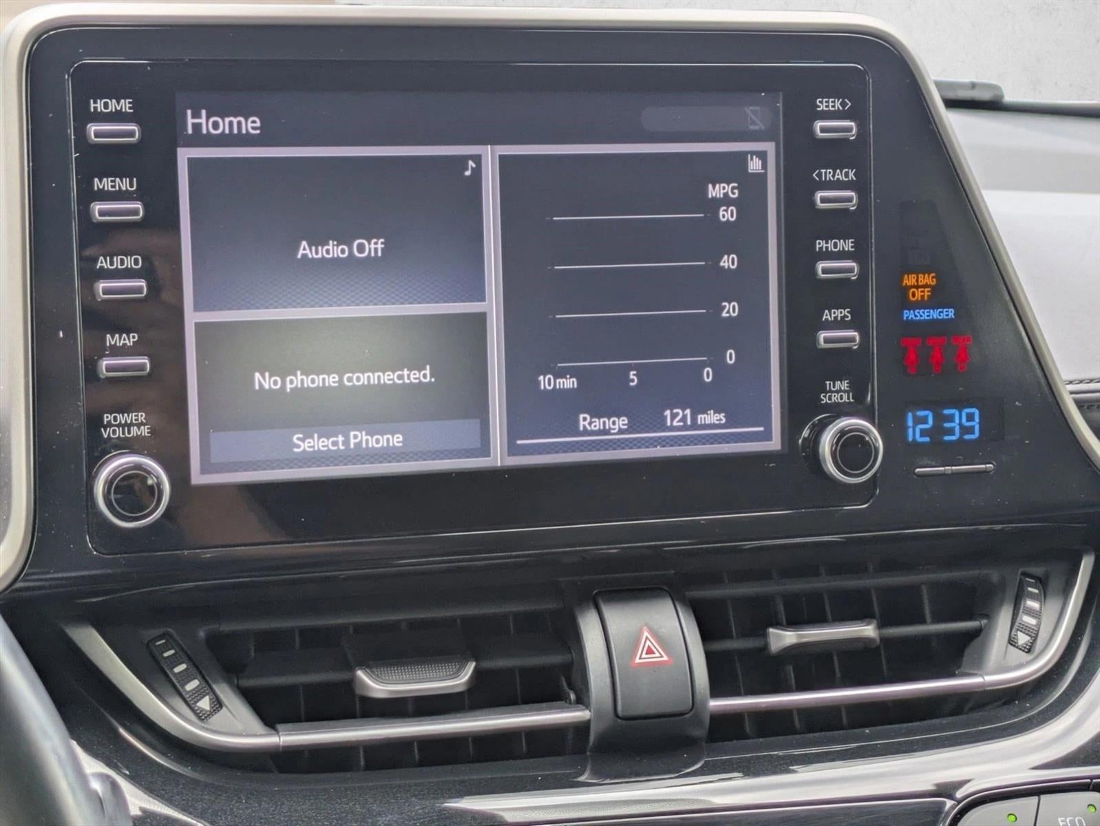 2019 Toyota C-HR XLE FWD (Natl)