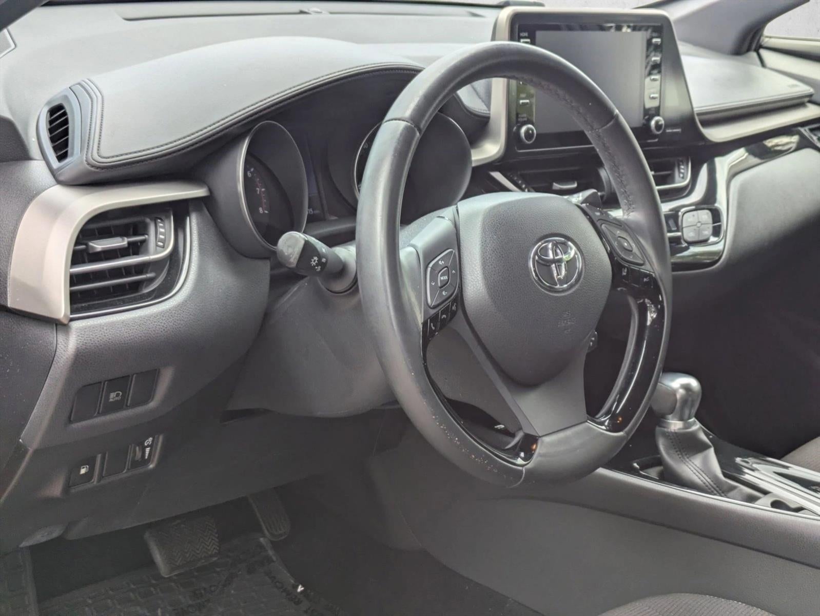 2019 Toyota C-HR XLE FWD (Natl)