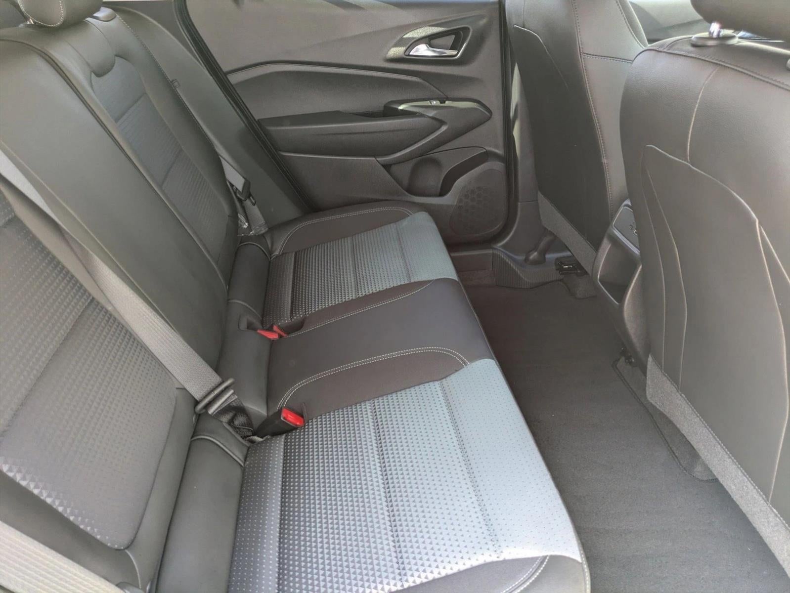 2026 Chevrolet Trax FWD 4dr LT