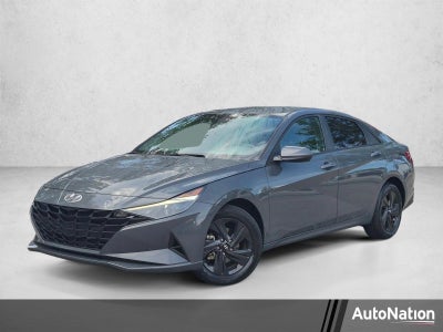 2023 Hyundai ELANTRA SEL IVT