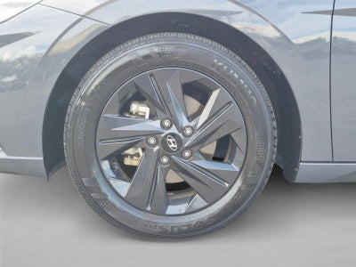 2023 Hyundai ELANTRA SEL IVT