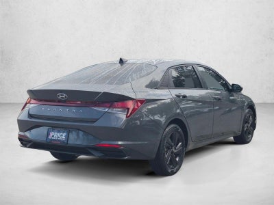 2023 Hyundai ELANTRA SEL IVT
