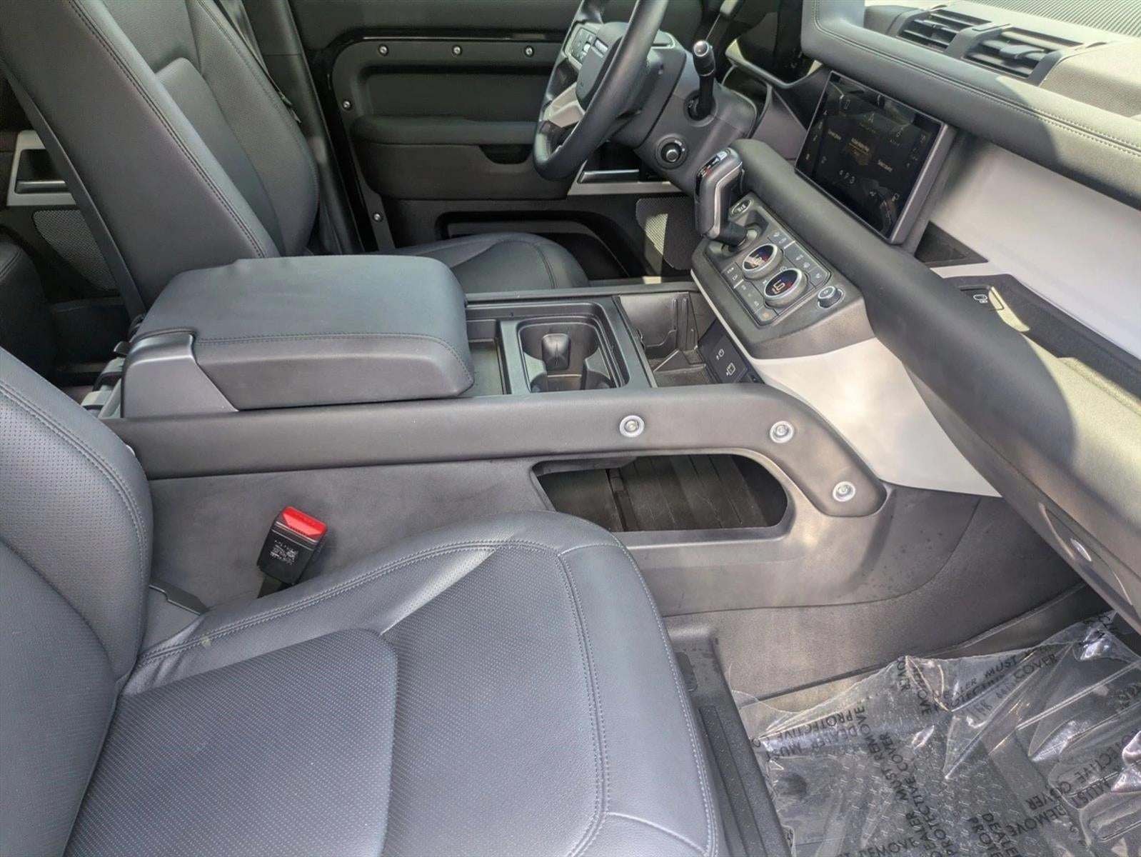 2024 Land Rover Defender 110 P300 S