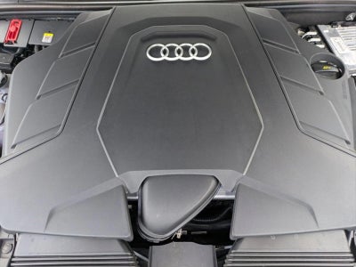 2025 Audi Q8 Premium Plus 55 TFSI quattro