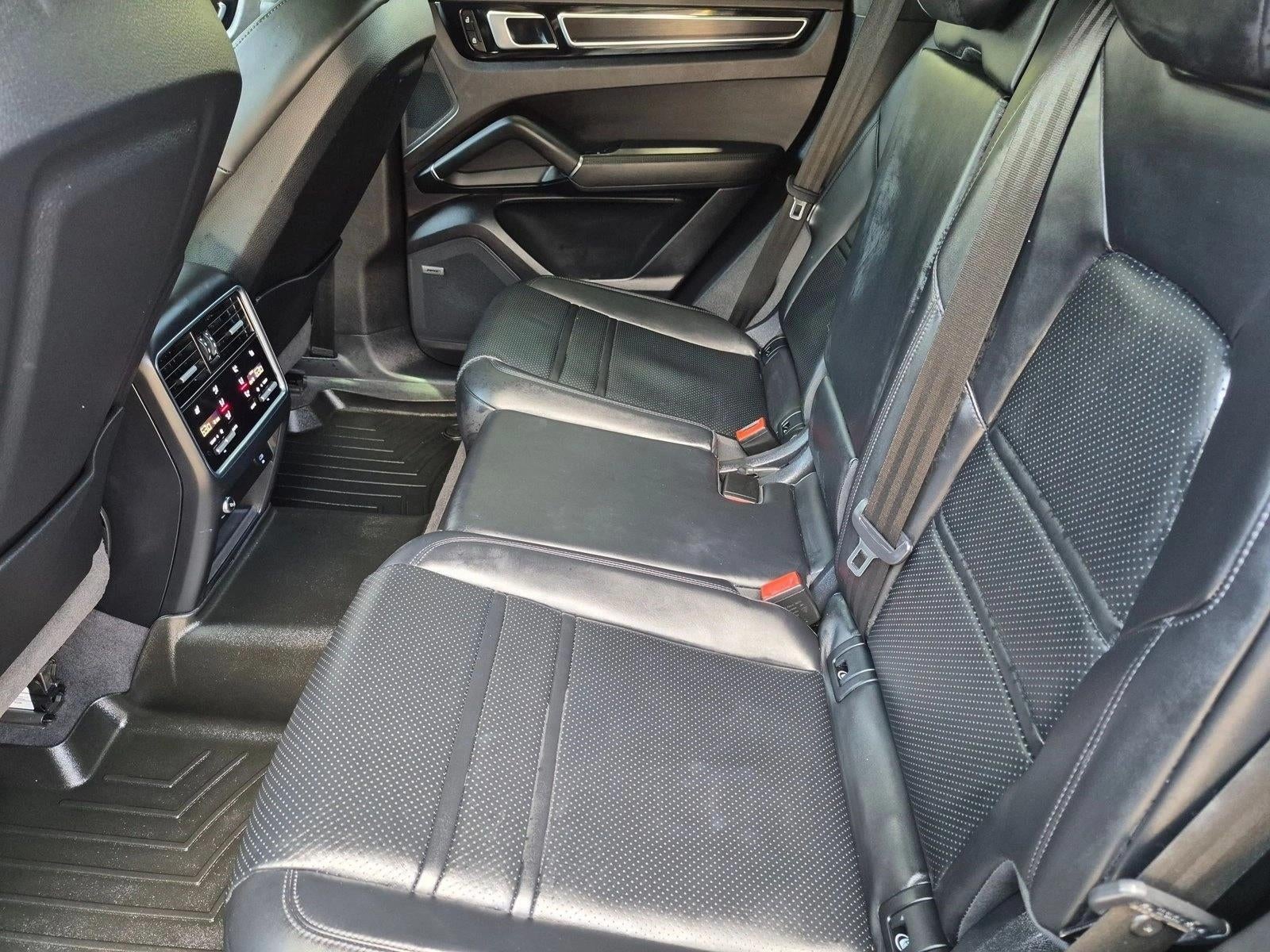 2022 Porsche Cayenne GTS Coupe AWD