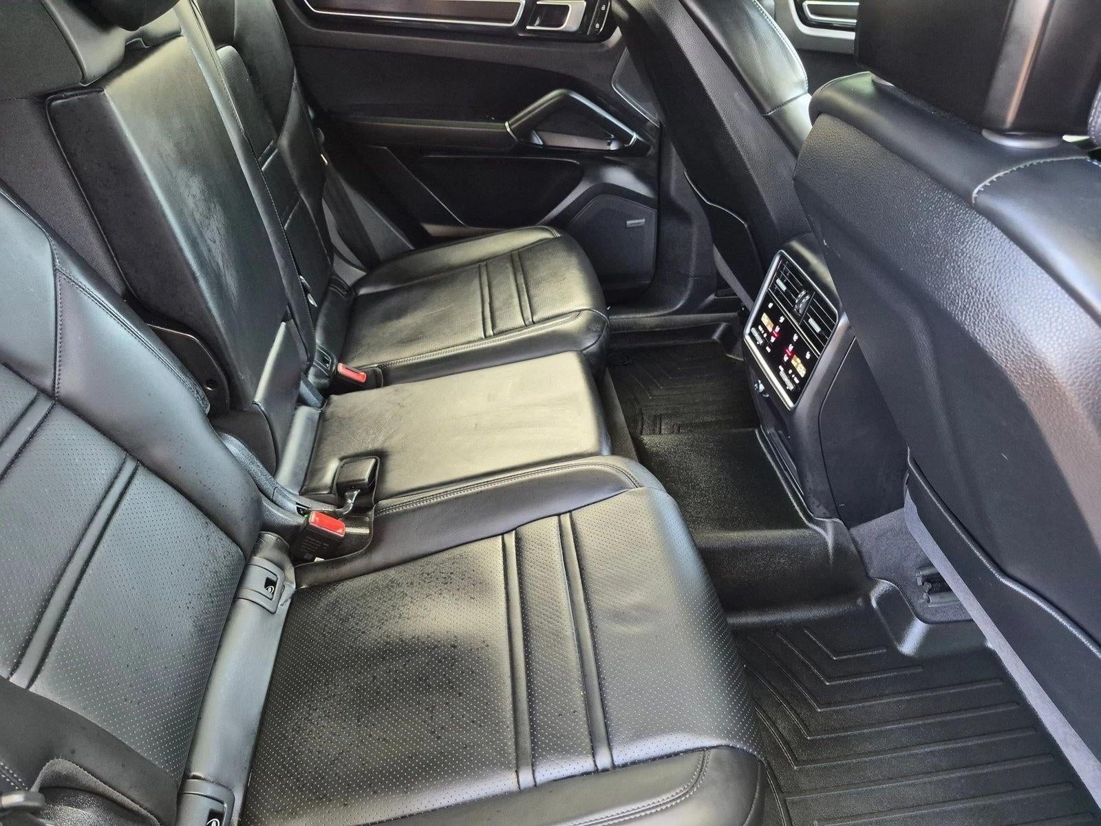 2022 Porsche Cayenne GTS Coupe AWD