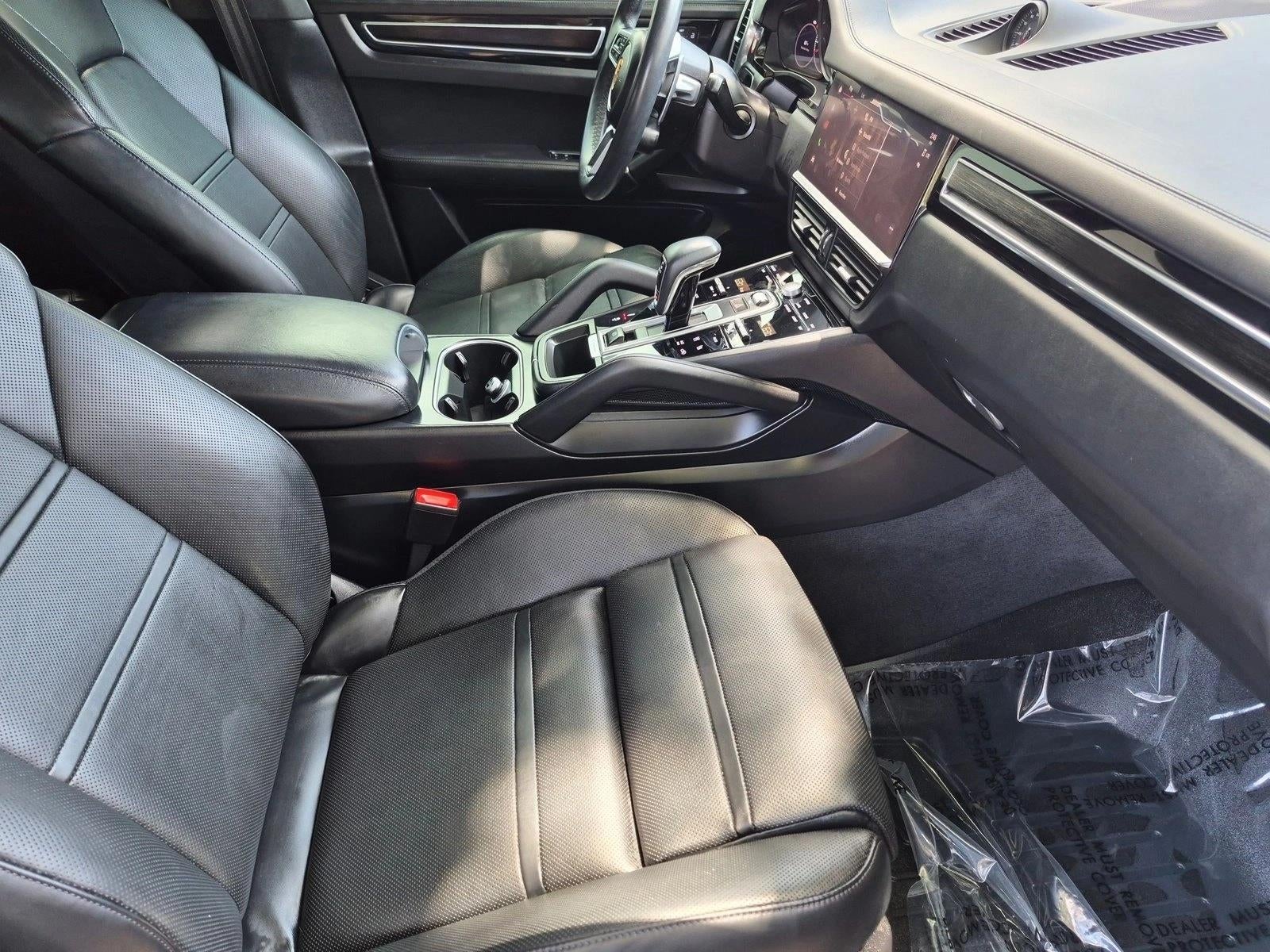 2022 Porsche Cayenne GTS Coupe AWD