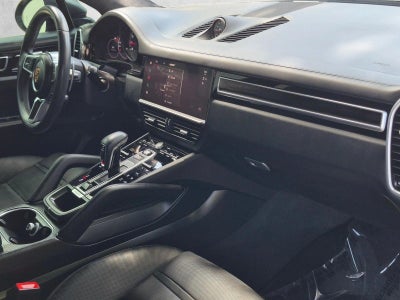 2022 Porsche Cayenne GTS Coupe AWD