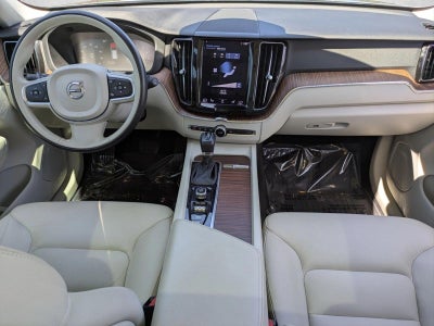 2021 Volvo XC60 T5 FWD Momentum