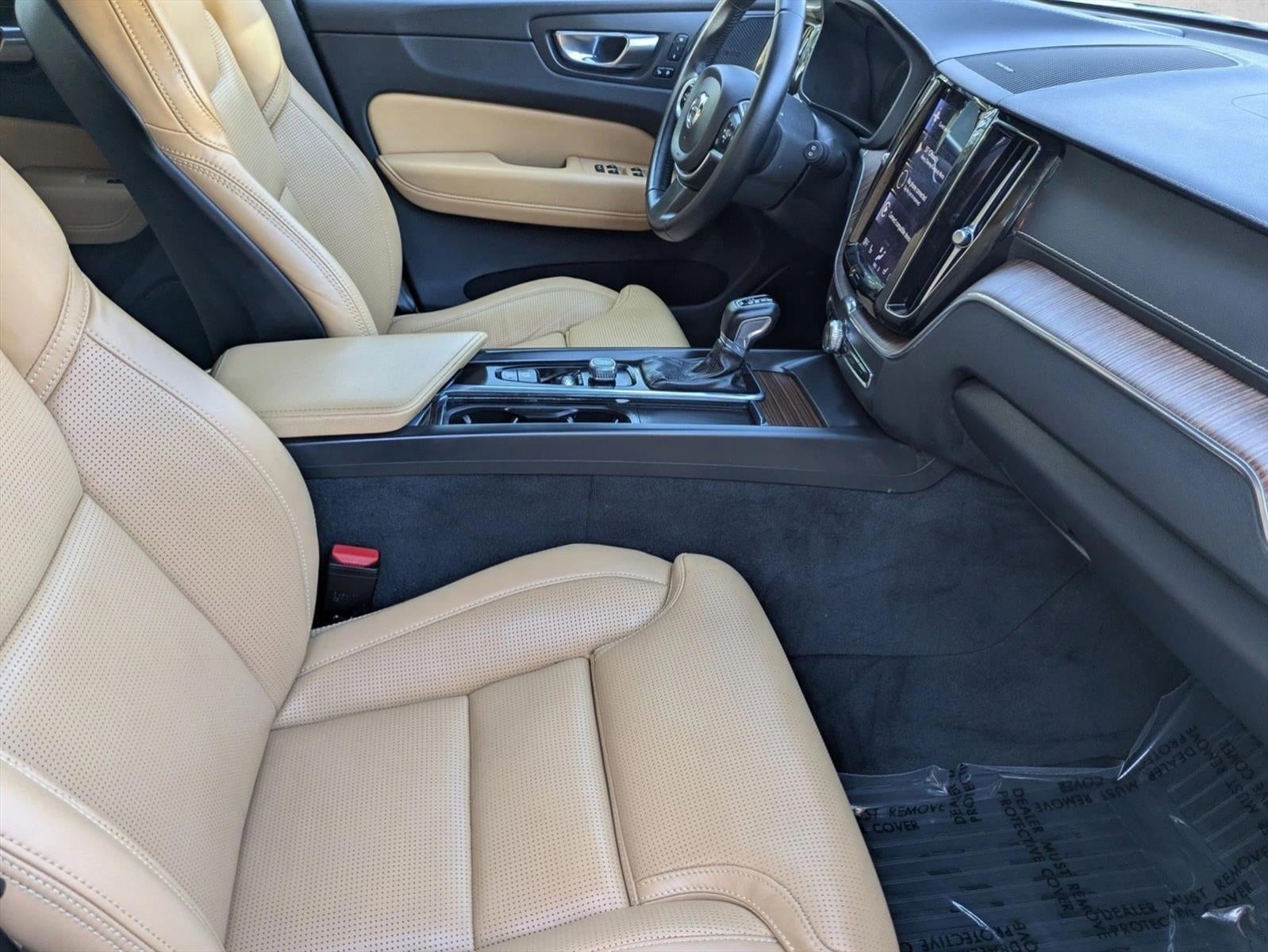 2021 Volvo XC60 T5 FWD Inscription