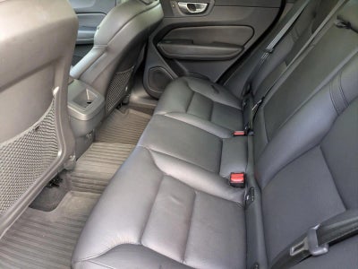 2024 Volvo XC60 B5 AWD Plus Dark Theme