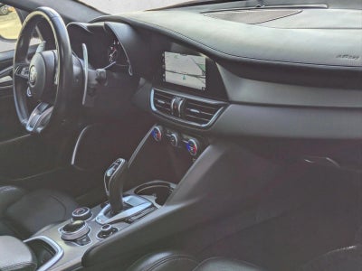 2023 Alfa Romeo Giulia Veloce AWD