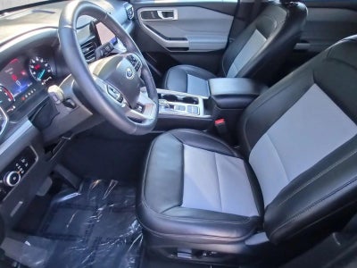 2023 Ford Explorer XLT RWD