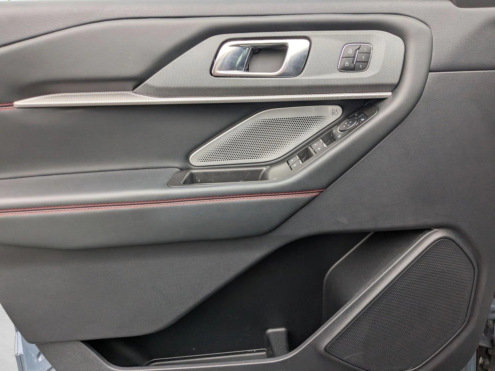 2025 Ford Explorer ST 4WD