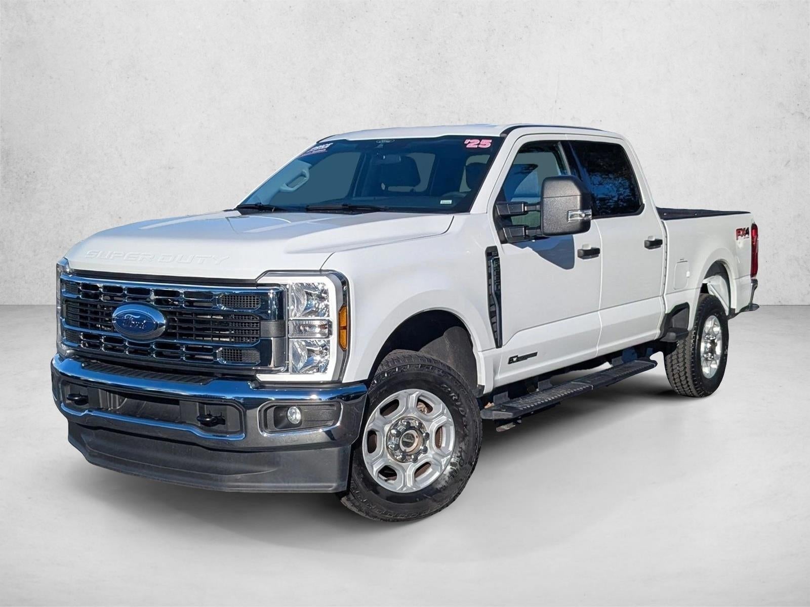 2025 Ford Super Duty F-250 SRW XLT 4WD Crew Cab 6.75' Box