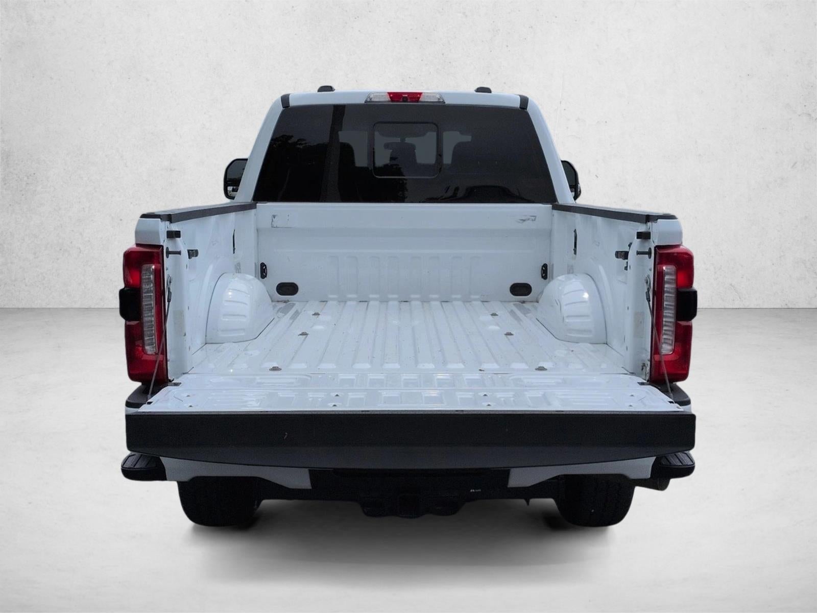 2023 Ford Super Duty F-250 SRW XL 4WD Crew Cab 6.75' Box