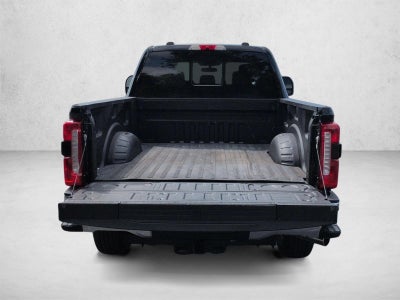 2024 Ford Super Duty F-250 SRW LARIAT 4WD Crew Cab 6.75' Box