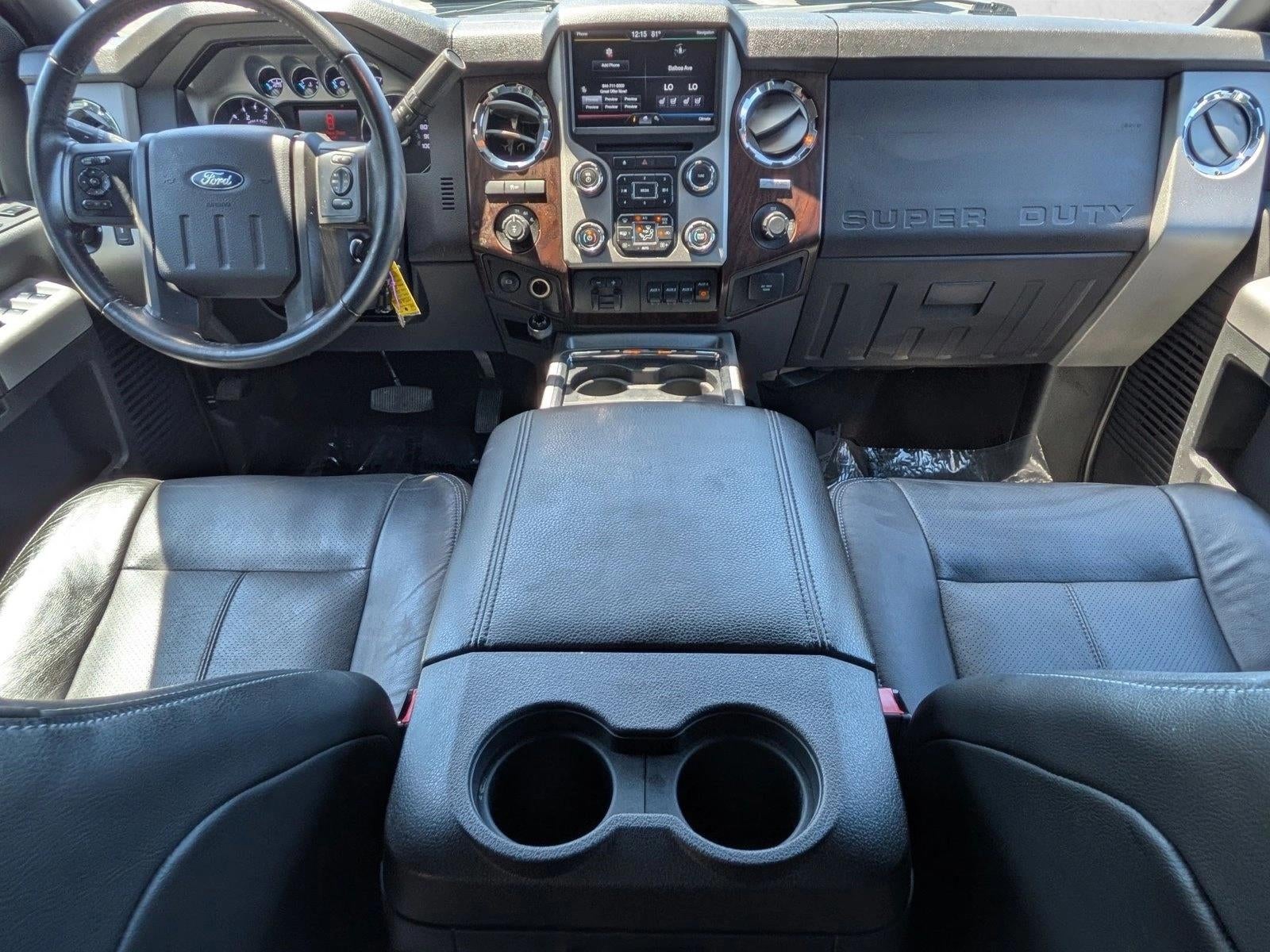 2015 Ford Super Duty F-350 SRW 4WD Crew Cab 6-3/4 Ft Box Lariat