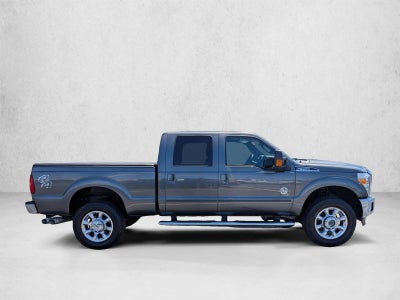 2015 Ford Super Duty F-350 SRW 4WD Crew Cab 6-3/4 Ft Box Lariat