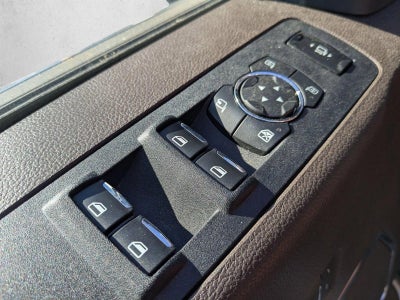 2019 Ford Super Duty F-350 DRW King Ranch 4WD Crew Cab 8' Box