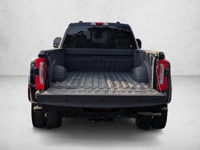 2024 Ford Super Duty F-450 DRW Limited 4WD Crew Cab 8' Box