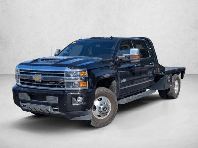2018 Chevrolet Silverado 3500 HD Crew Cab Long Box 4-Wheel Drive High Country