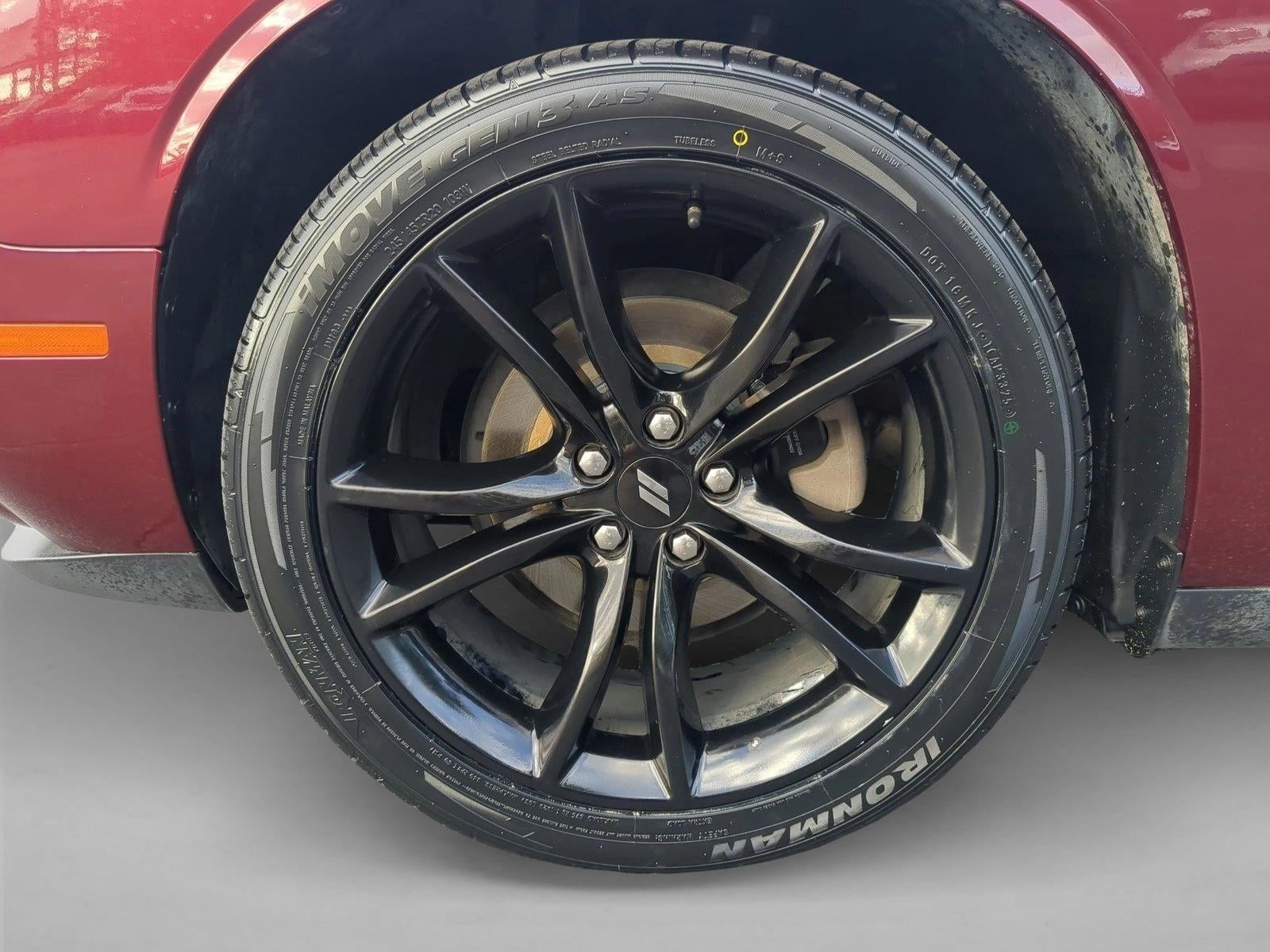 2017 Dodge Challenger SXT Coupe