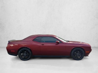 2017 Dodge Challenger SXT Coupe