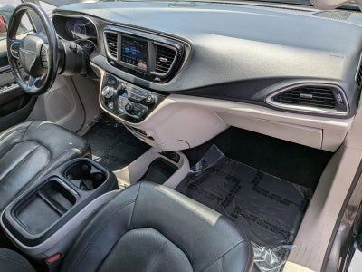 2020 Chrysler Pacifica Touring L FWD
