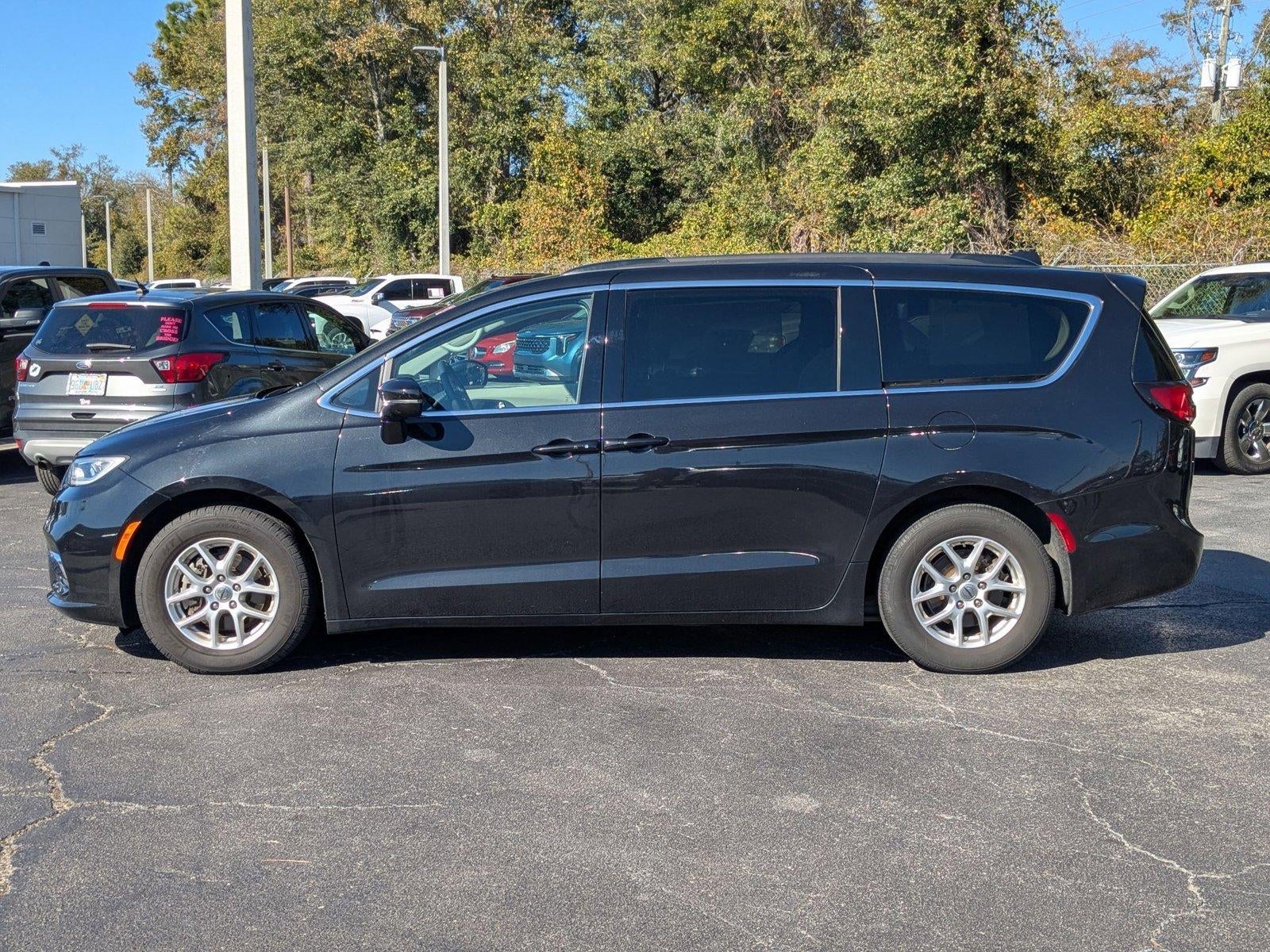 2022 Chrysler Pacifica Touring L FWD