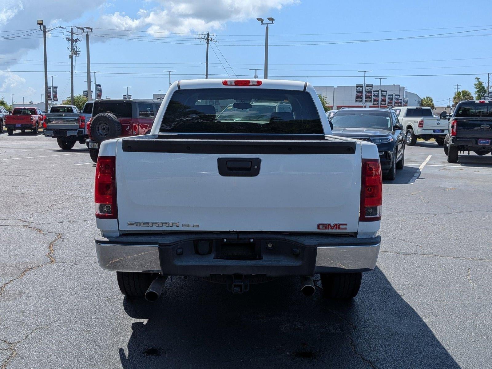 2013 GMC Sierra 1500 Crew Cab Short Box 4-Wheel Drive SLE