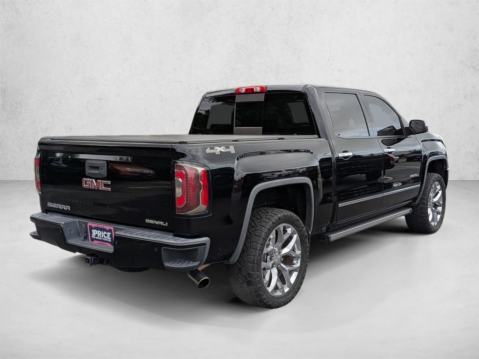 2017 GMC Sierra 1500 Crew Cab Short Box 4-Wheel Drive Denali