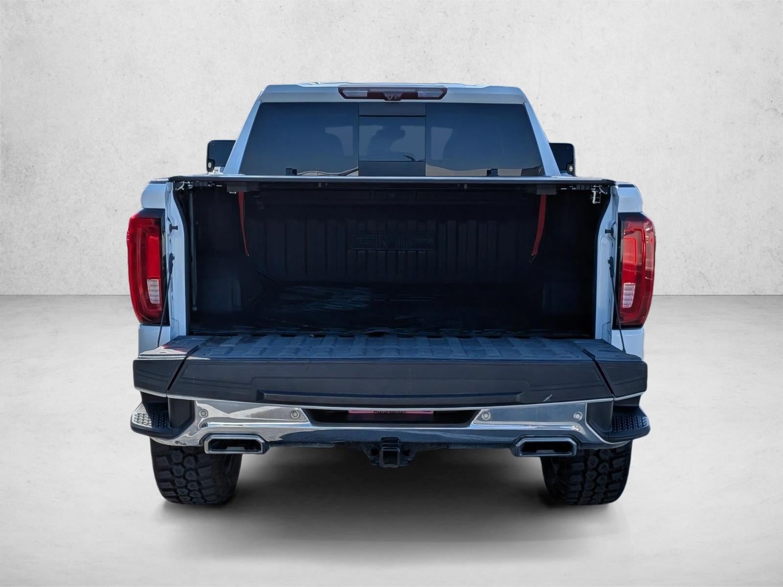 2021 GMC Sierra 1500 Crew Cab Short Box 4-Wheel Drive SLT
