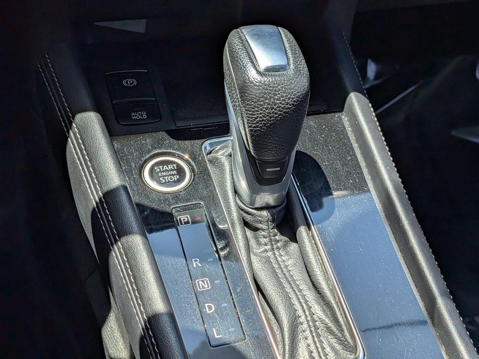 2021 Nissan Kicks SR FWD