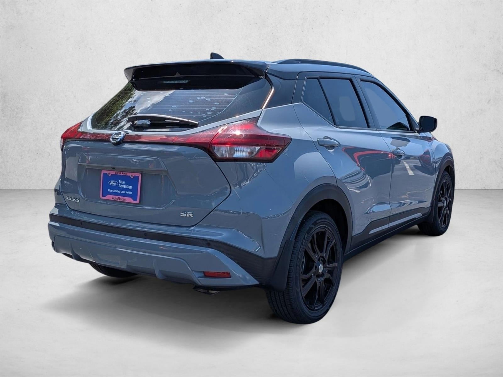 2021 Nissan Kicks SR FWD