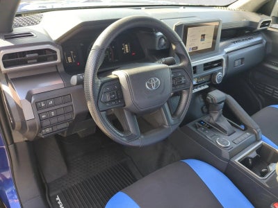 2025 Toyota Tacoma 2WD 2WD SR5 Double Cab 5' Bed AT (SE)