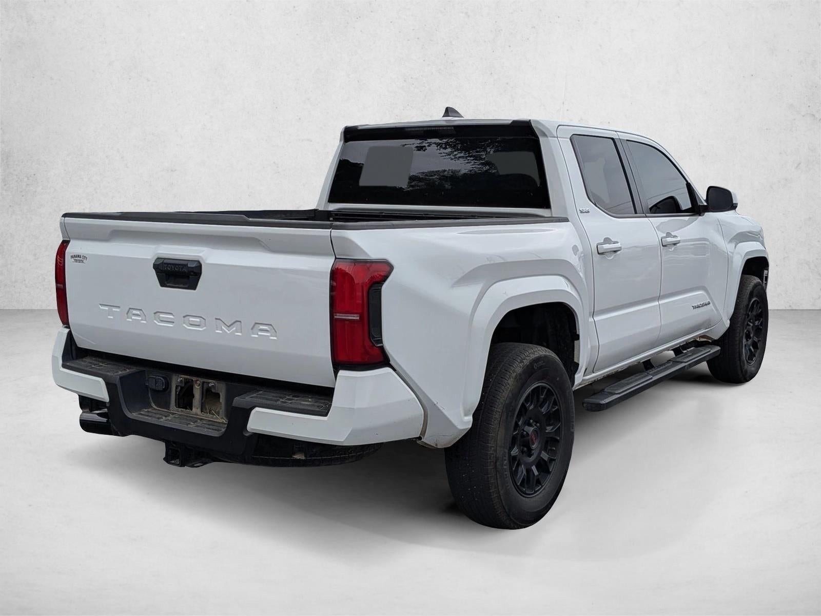 2024 Toyota Tacoma 2WD 2WD SR5 Double Cab 5' Bed AT (Natl)