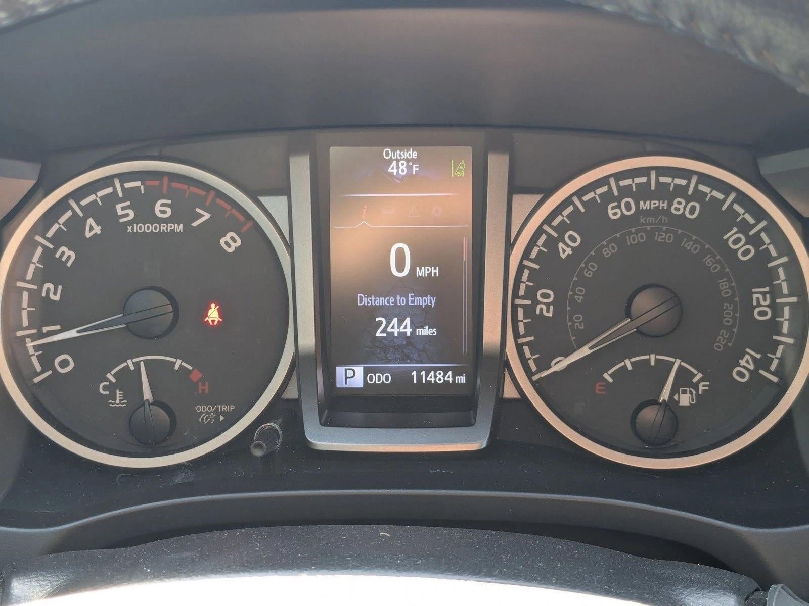 2022 Toyota Tacoma 2WD 2WD SR5 Access Cab 6' Bed I4 AT (Natl)