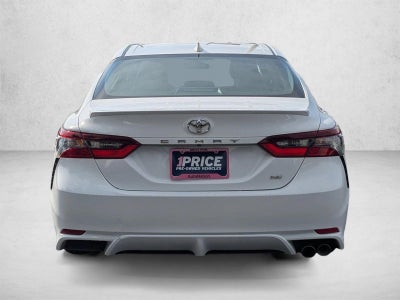 2023 Toyota Camry SE Auto (SE)